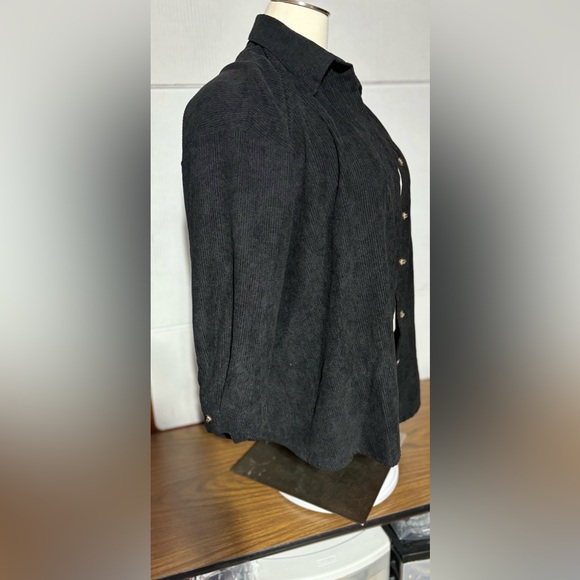 Shein Curve 2X corduroy black button front shirt or jacket. 32”L 29” p/p - Picture 4 of 8